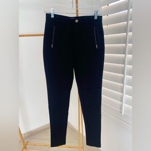 ROMEO & JULIET COUTURE WOMEN BLACK PANTS